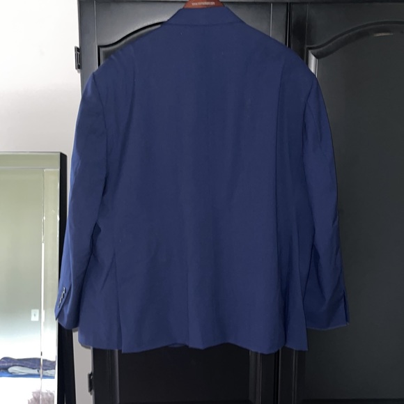 NWOT Navy suit - Picture 2 of 5